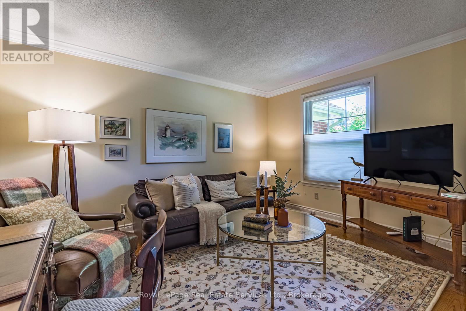 445 Dorland Road, Oakville (Fd Ford), Ontario  L6J 6B3 - Photo 6 - W12403700