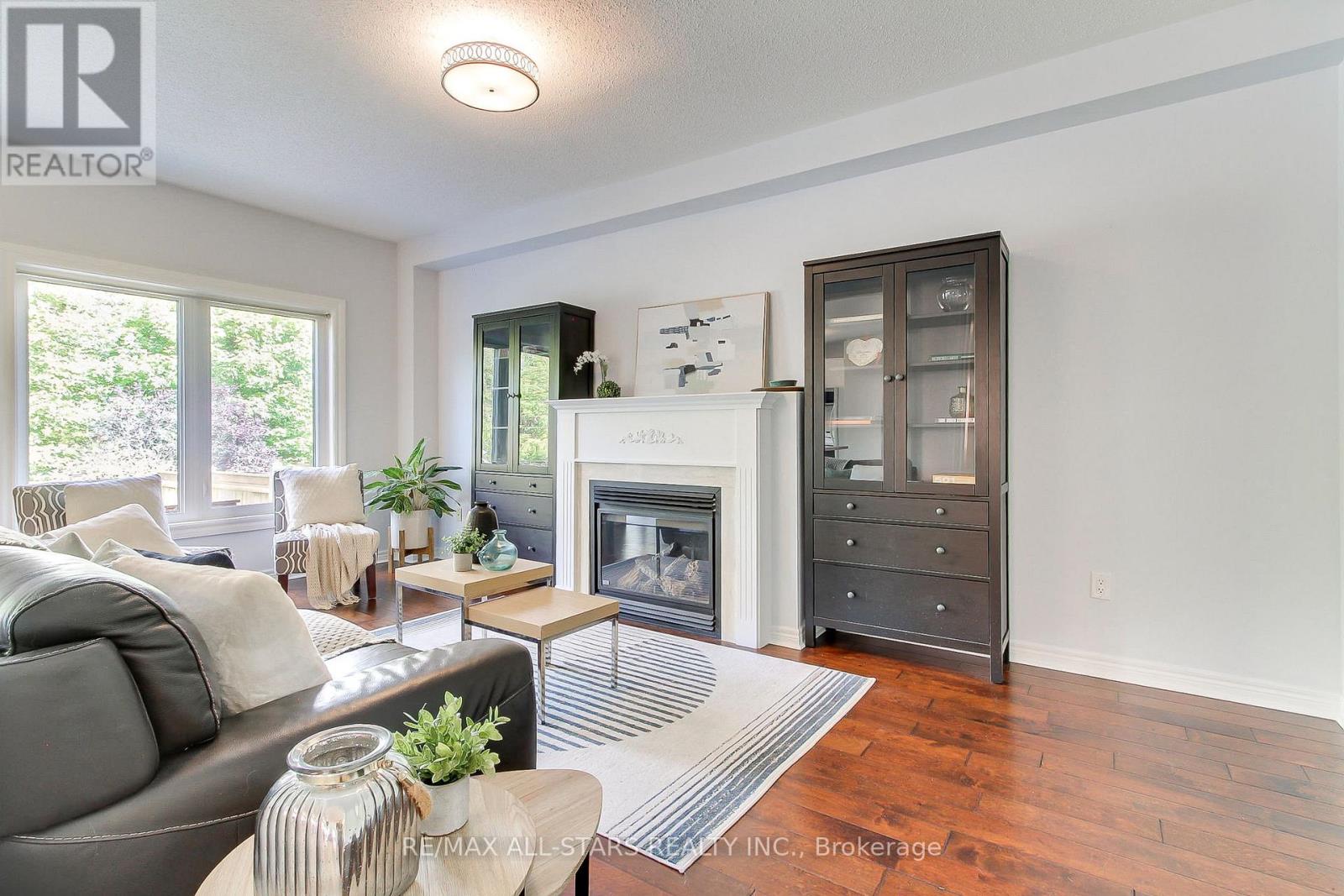 16 James Ratcliff Avenue, Whitchurch-Stouffville (Stouffville), Ontario  L4A 1P2 - Photo 14 - N12328353