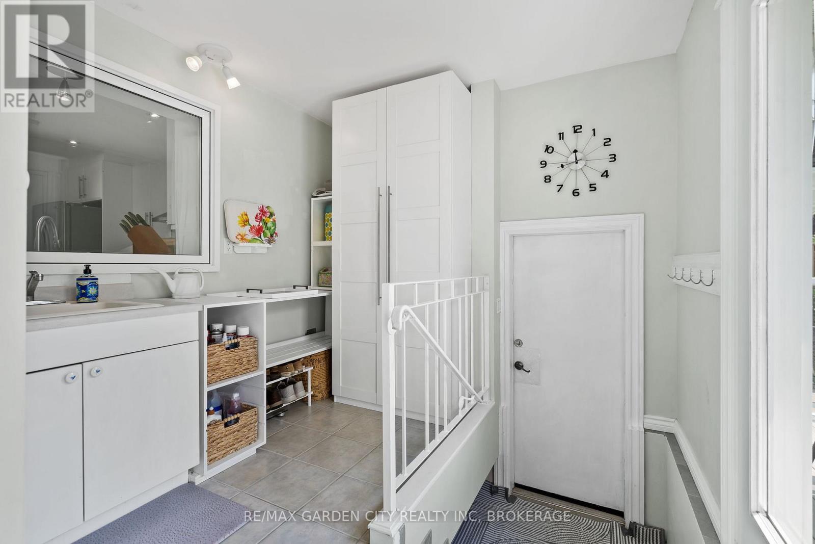 227 Riverview Boulevard, St. Catharines, Ontario  L2T 3N2 - Photo 16 - X12403725
