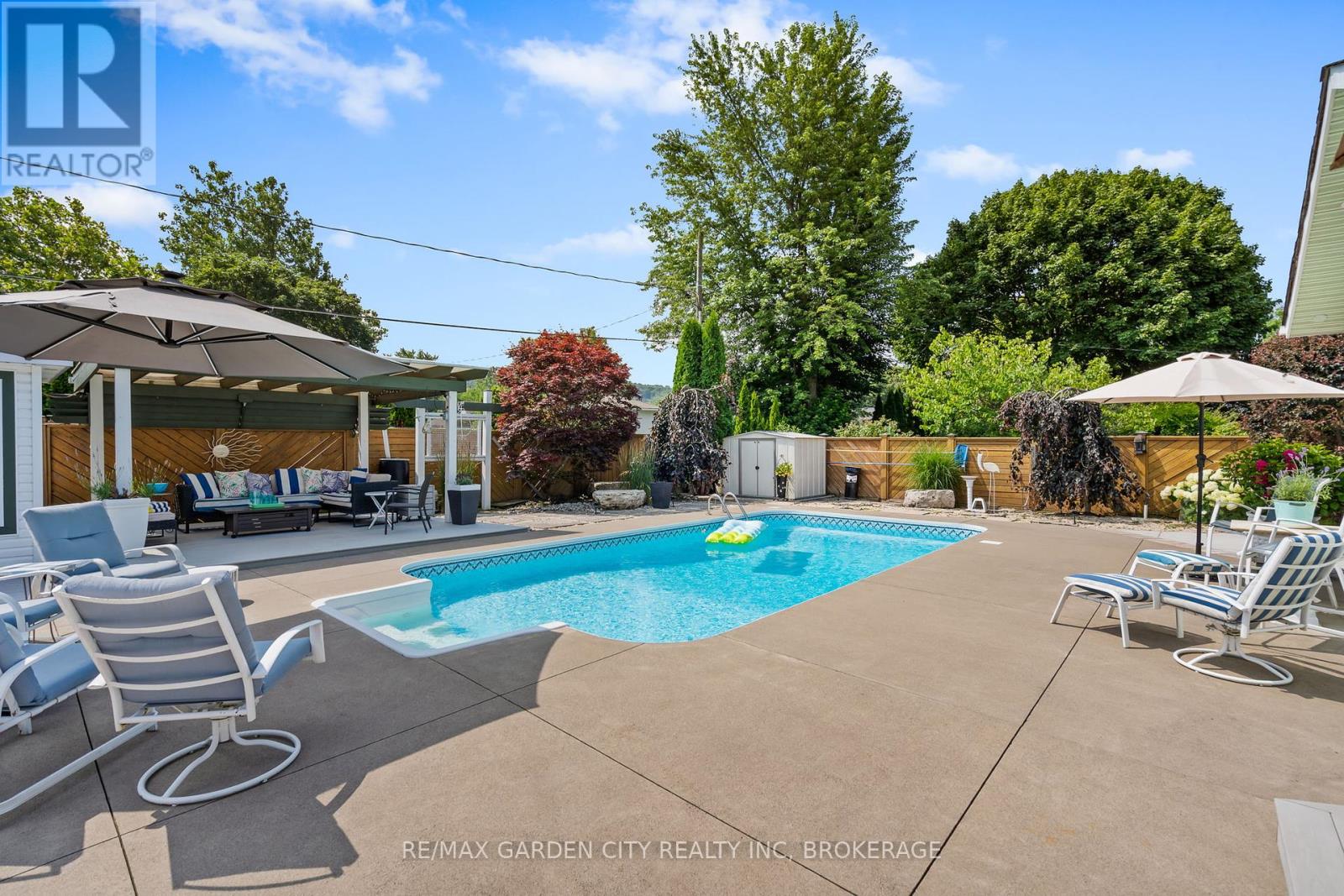 227 Riverview Boulevard, St. Catharines, Ontario  L2T 3N2 - Photo 30 - X12403725