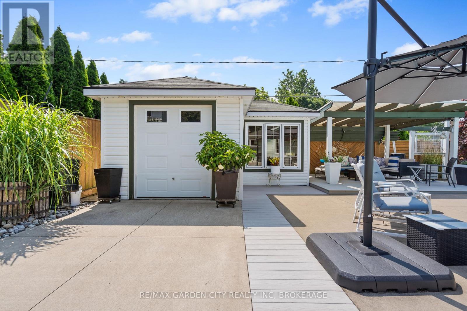 227 Riverview Boulevard, St. Catharines, Ontario  L2T 3N2 - Photo 33 - X12403725