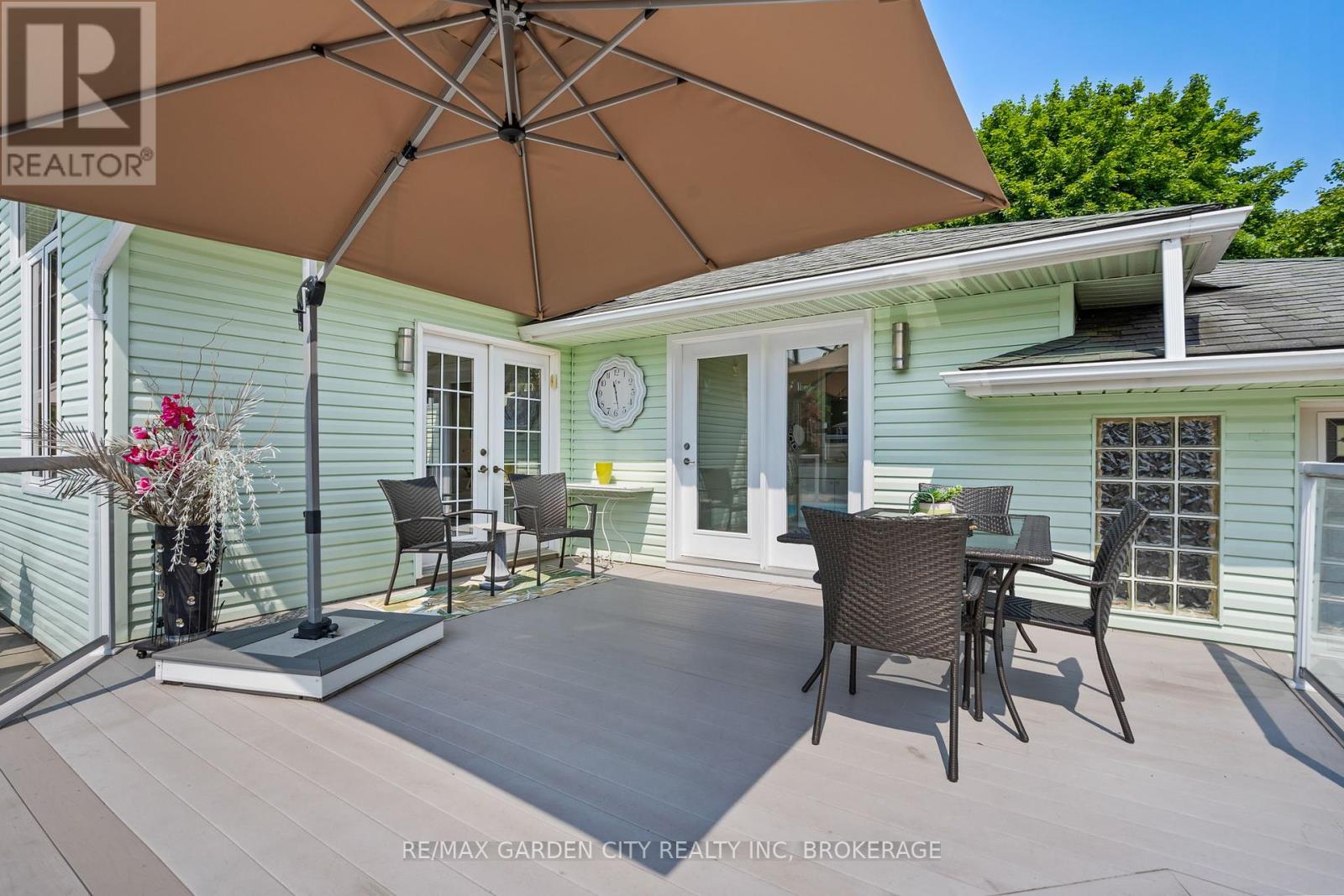227 Riverview Boulevard, St. Catharines, Ontario  L2T 3N2 - Photo 38 - X12403725