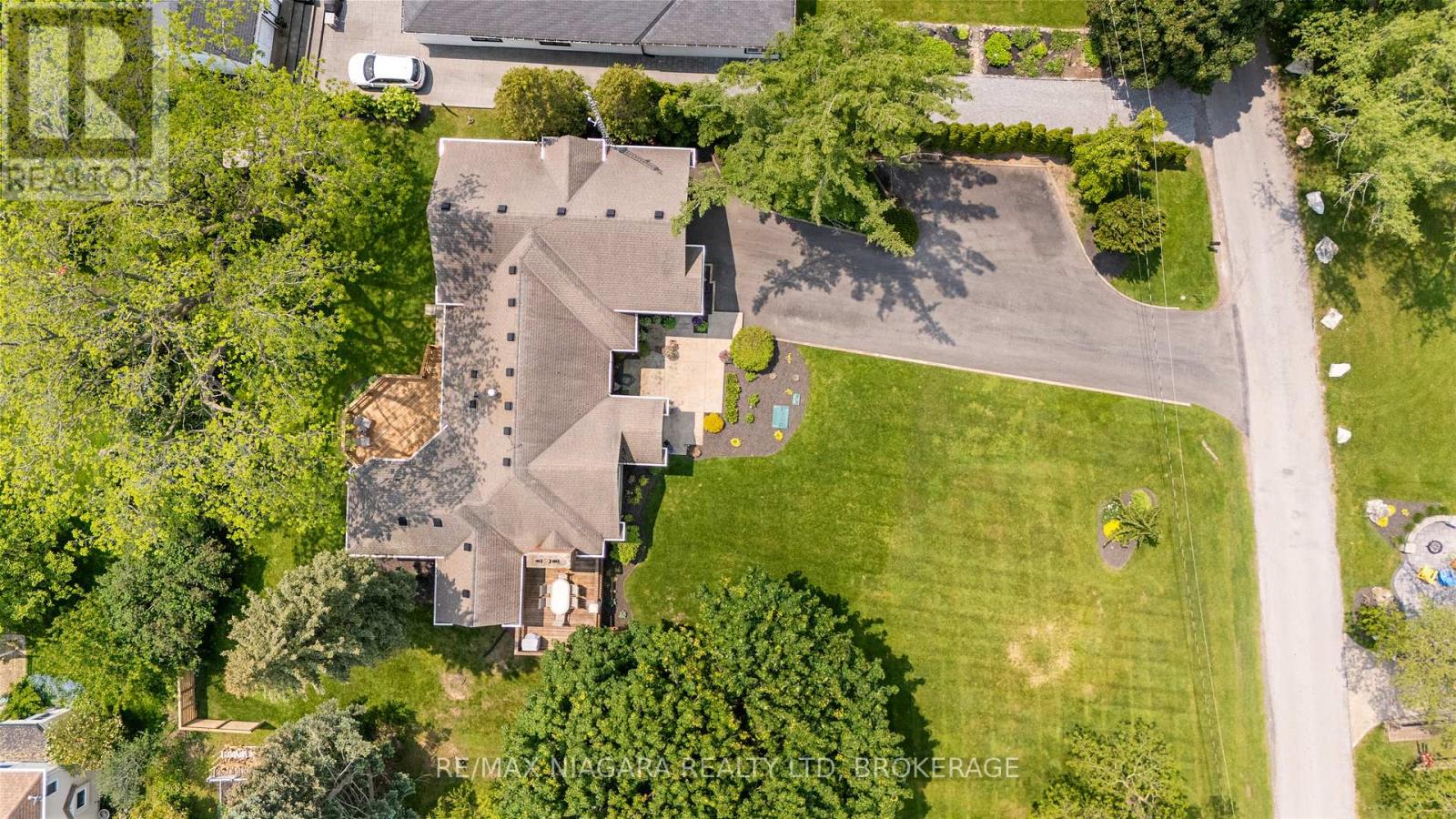 4618 Sandy Cove Drive, Lincoln (Lincoln Lake), Ontario  L0R 1B1 - Photo 44 - X12403786