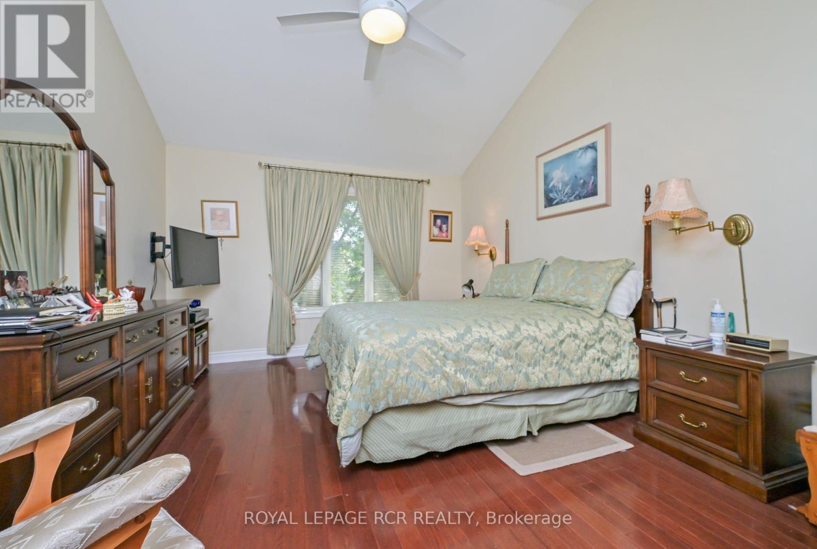 11 Montebello Terrace, New Tecumseth (Alliston), Ontario  L9R 2H4 - Photo 15 - N12403516