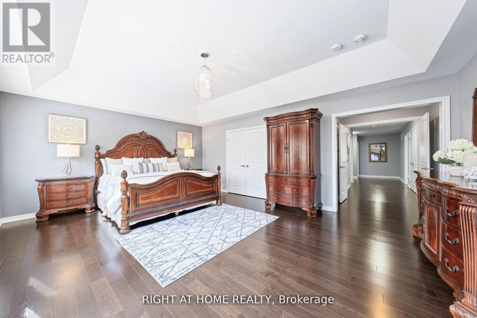 1655 Emberton Way, Innisfil, Ontario  L9S 0N4 - Photo 22 - N12403558