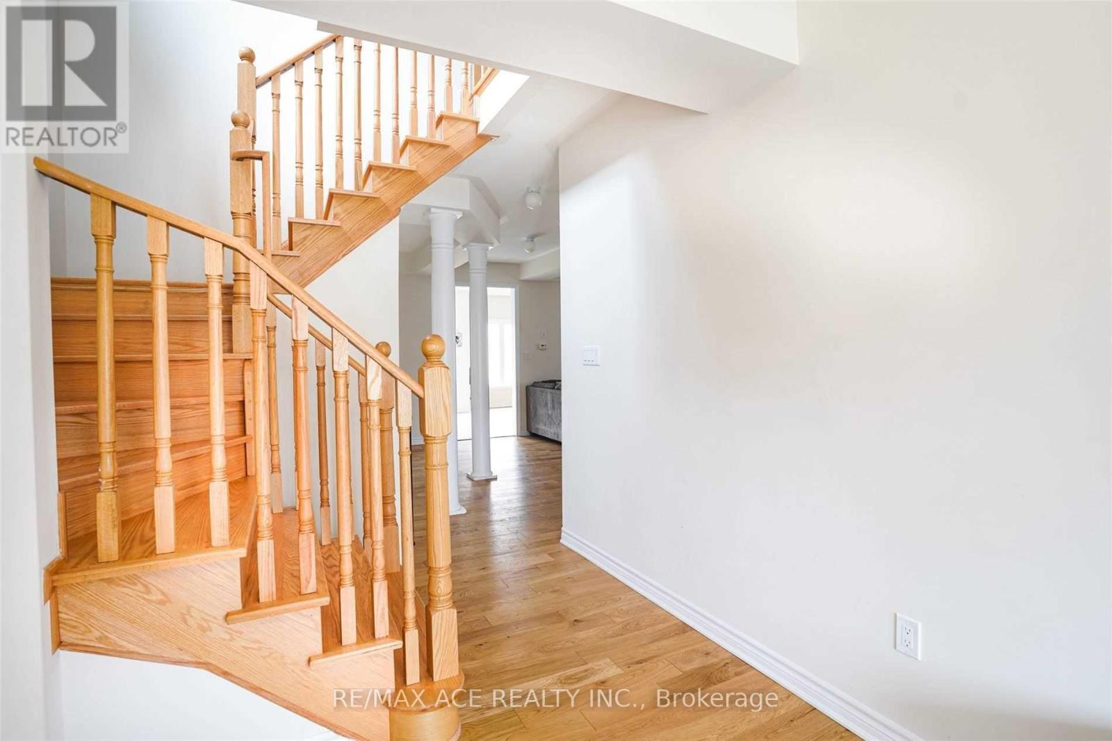 10 Furniss Street, Brock, Ontario  L0K 1A0 - Photo 5 - N12403608