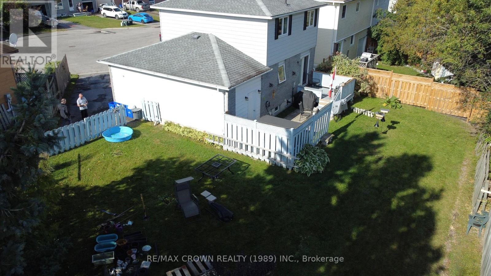 12 Cypress Court, North Bay (College Heights), Ontario  P1B 9G9 - Photo 4 - X12403753