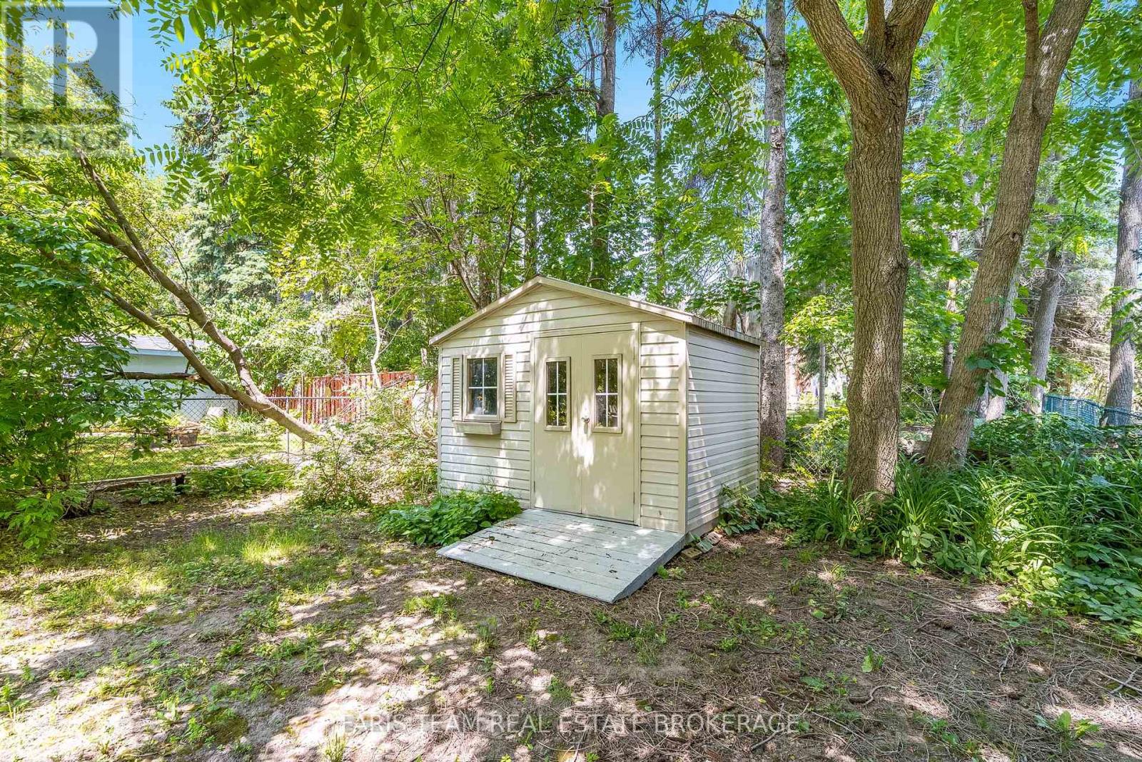 173 Toronto Street, Barrie, Ontario  L4N 1V6 - Photo 27 - S12403657