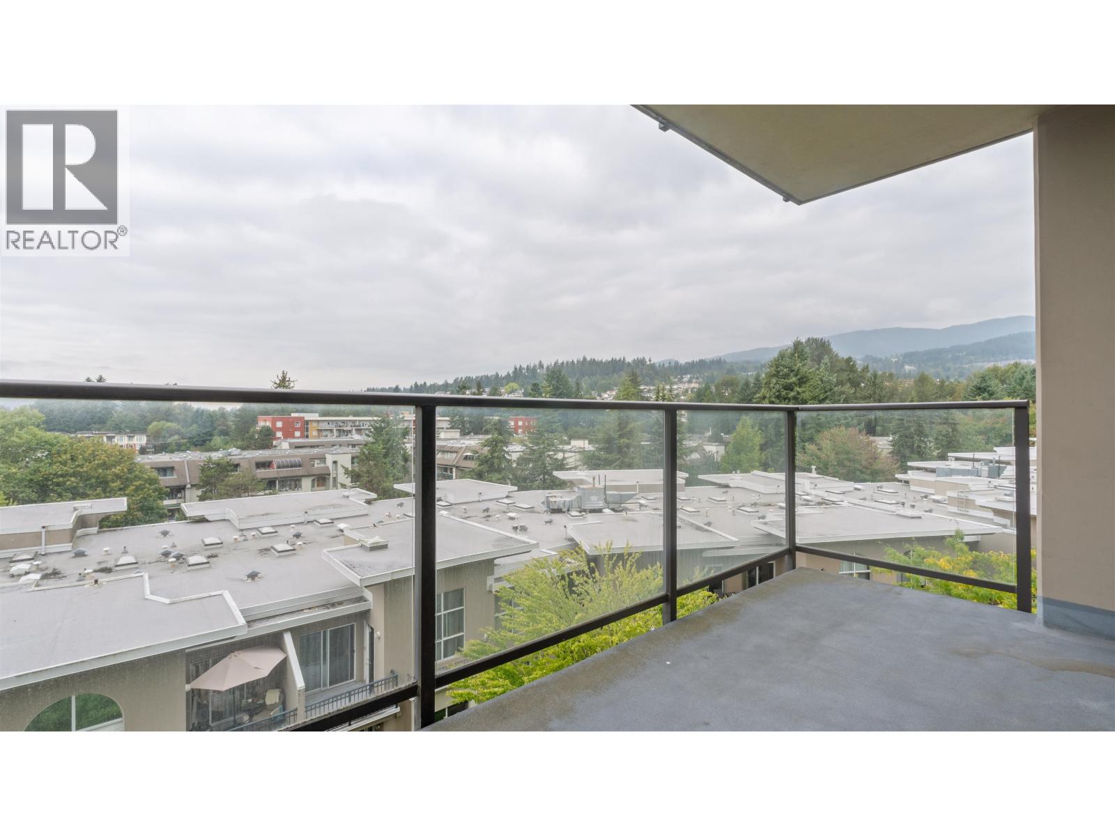 806 2959 Glen Drive, Coquitlam, British Columbia  V3B 0B8 - Photo 15 - R3047601
