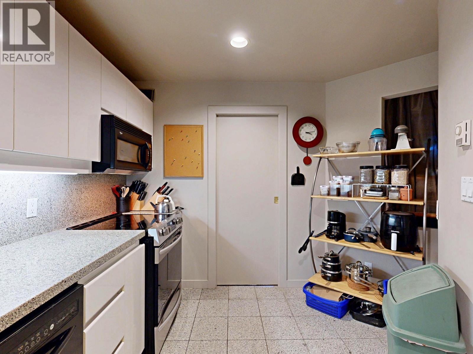 301 1888 Alberni Street, Vancouver, British Columbia  V6G 1B3 - Photo 12 - R3047602