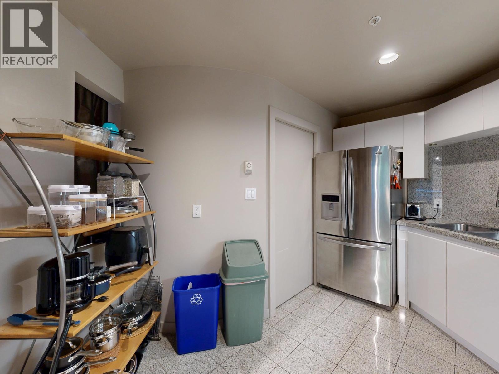 301 1888 Alberni Street, Vancouver, British Columbia  V6G 1B3 - Photo 9 - R3047602