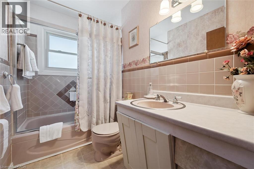 136 Fairway Road N, Kitchener, Ontario  N2A 2N6 - Photo 15 - 40769865