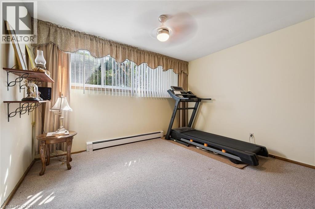 136 Fairway Road N, Kitchener, Ontario  N2A 2N6 - Photo 32 - 40769865
