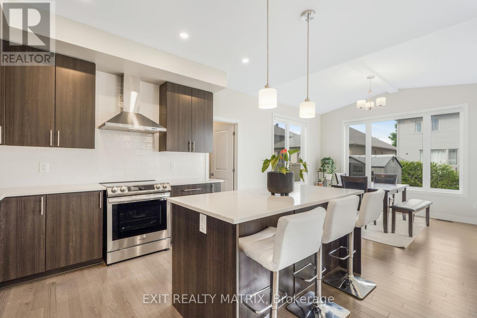 700 Namur Street, Russell, Ontario  K0A 1W0 - Photo 11 - X12374329