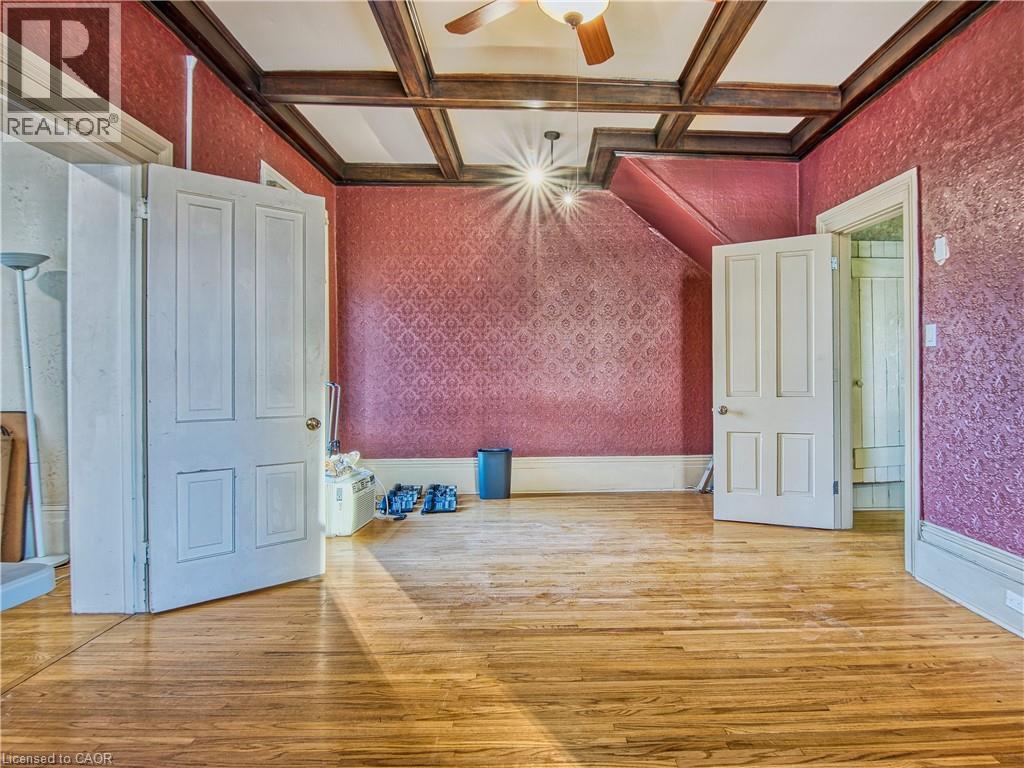 37 Church Street, St. Catharines, Ontario  L2R 3B7 - Photo 17 - 40768742