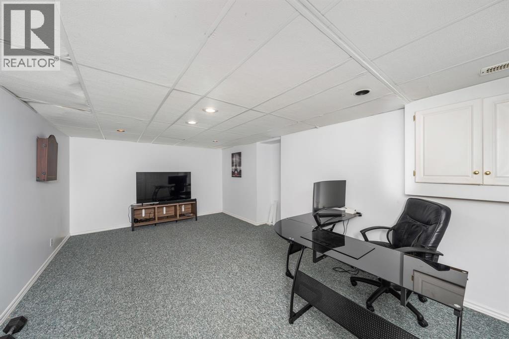 637 O'dell Street, Sarnia, Ontario  N7V 4H7 - Photo 44 - 25022268