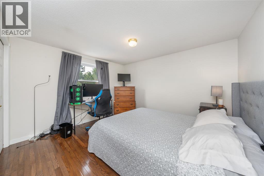 637 O'dell Street, Sarnia, Ontario  N7V 4H7 - Photo 38 - 25022268