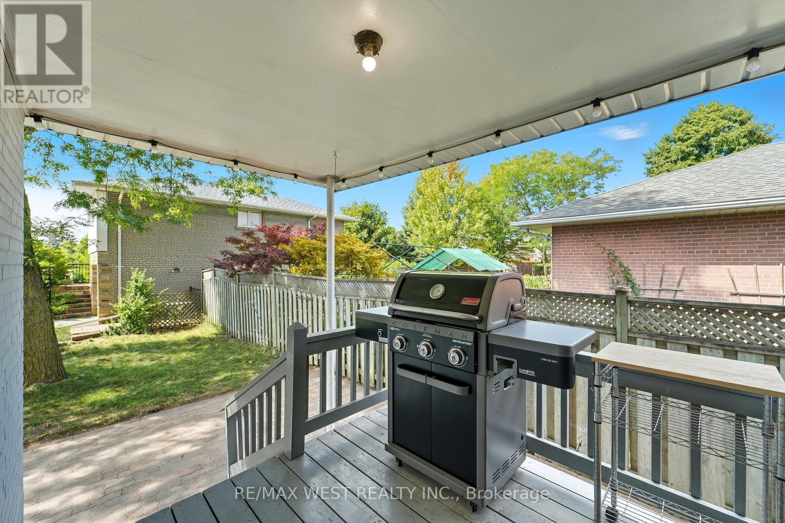 204 Jeffcoat Drive, Toronto, Ontario  M9W 3C9 - Photo 28 - W12401693