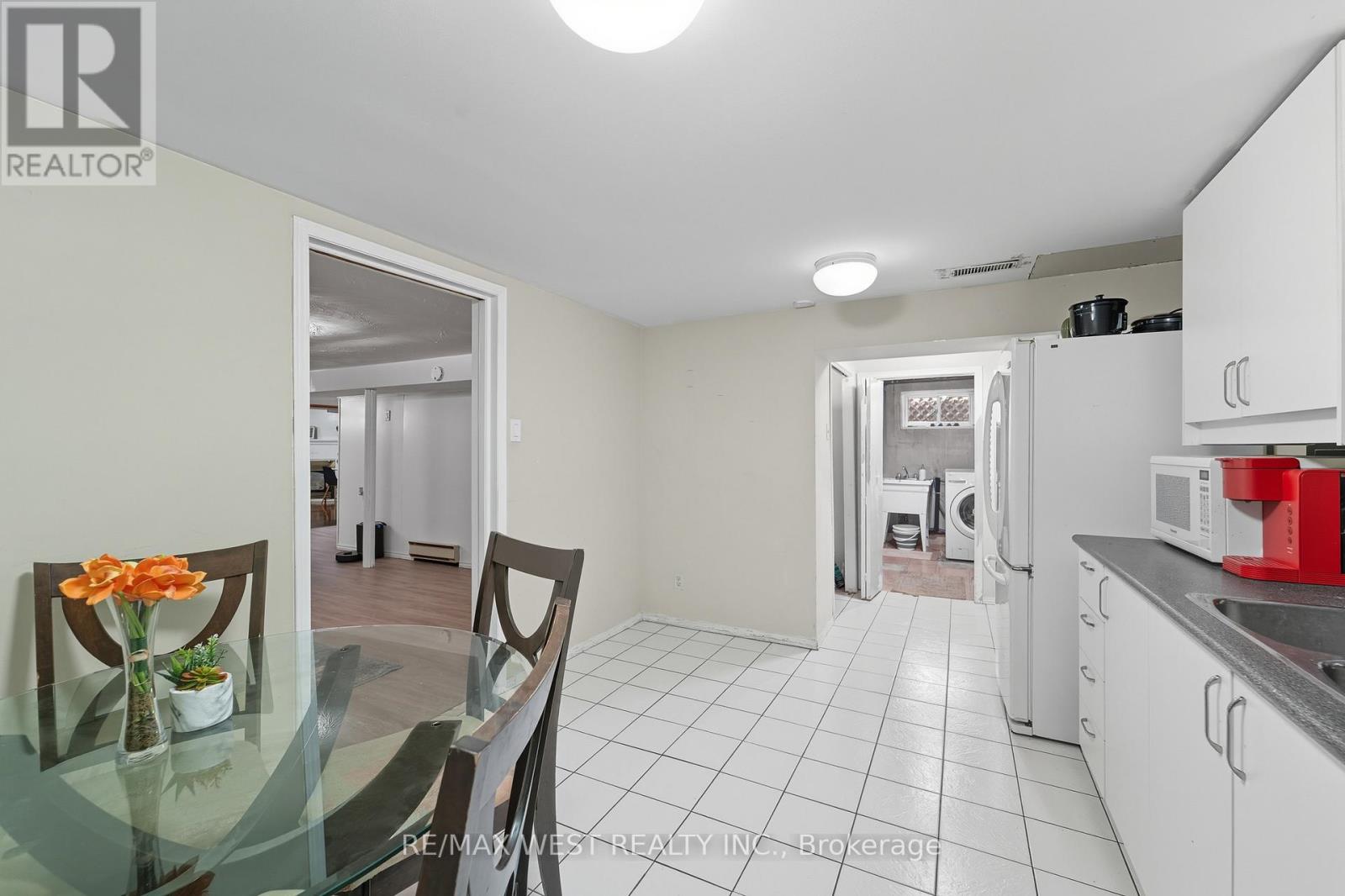 204 Jeffcoat Drive, Toronto, Ontario  M9W 3C9 - Photo 26 - W12401693