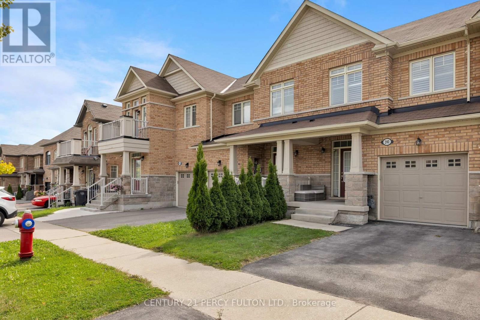 202 Sky Harbour Drive, Brampton, Ontario  L6Y 2Z7 - Photo 1 - W12403486