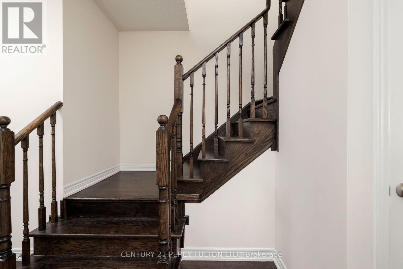 202 Sky Harbour Drive, Brampton, Ontario  L6Y 2Z7 - Photo 18 - W12403486