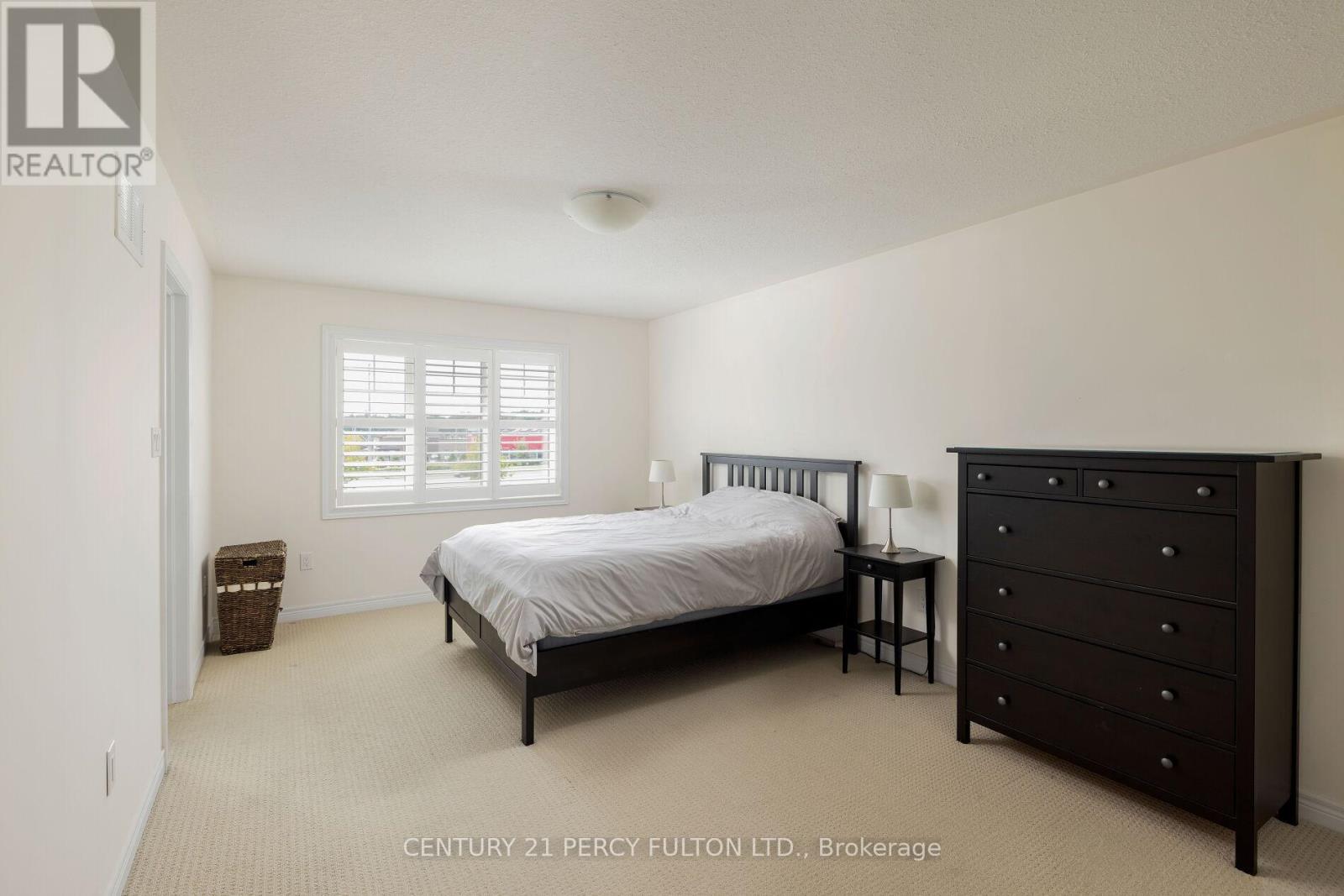 202 Sky Harbour Drive, Brampton, Ontario  L6Y 2Z7 - Photo 19 - W12403486