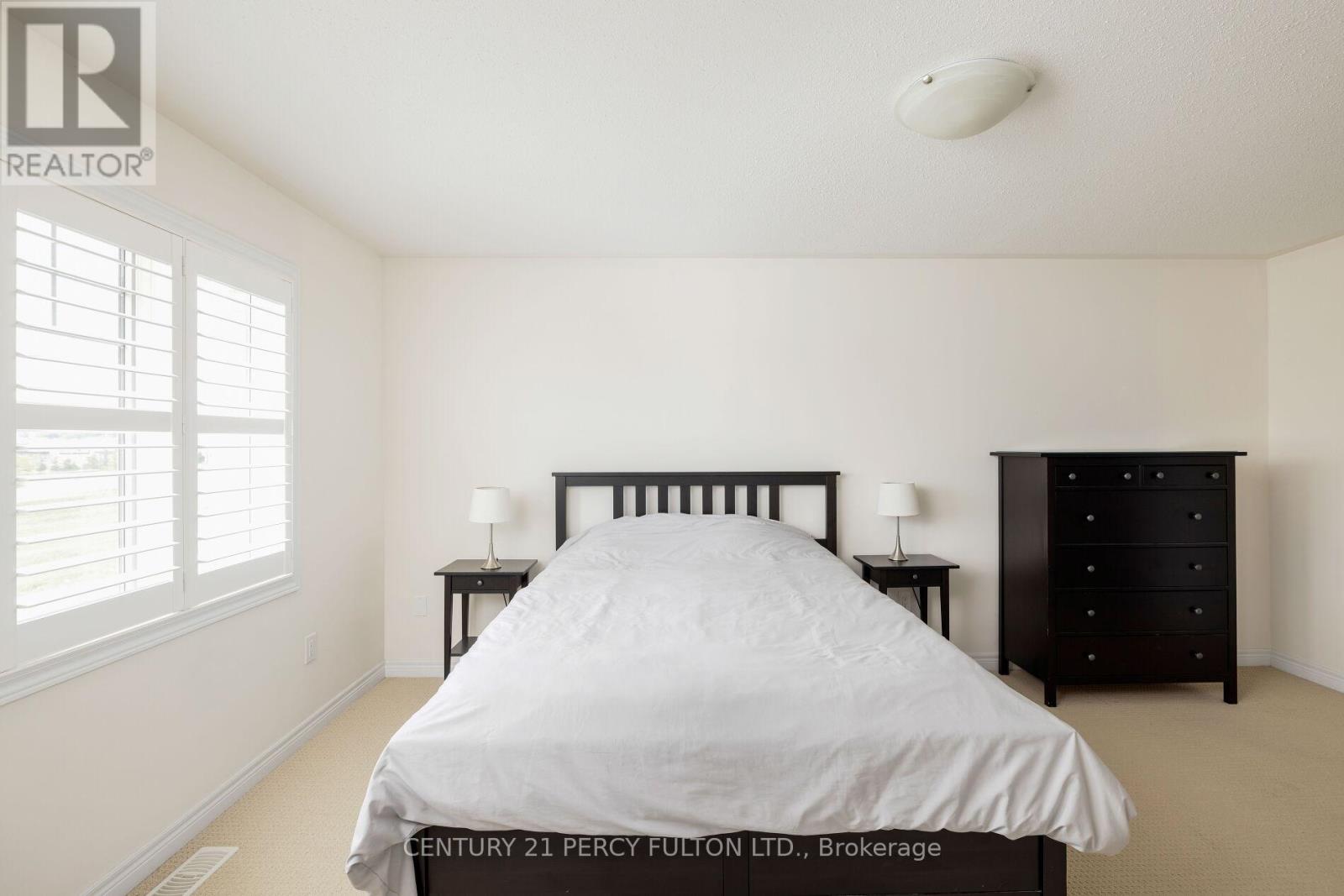 202 Sky Harbour Drive, Brampton, Ontario  L6Y 2Z7 - Photo 21 - W12403486