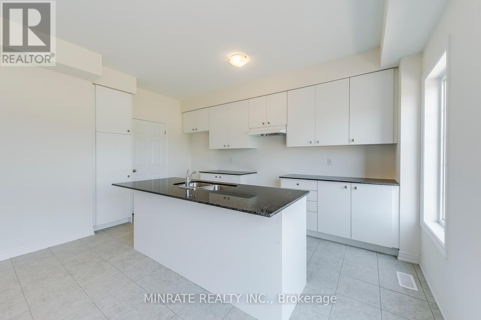 3139 Goodyear Road, Burlington (Alton), Ontario  L7M 1A2 - Photo 8 - W12403597