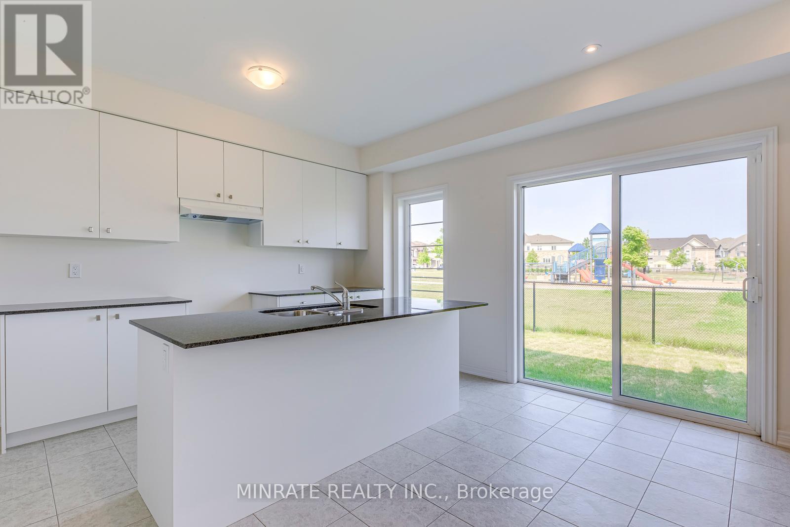 3139 Goodyear Road, Burlington (Alton), Ontario  L7M 1A2 - Photo 9 - W12403597