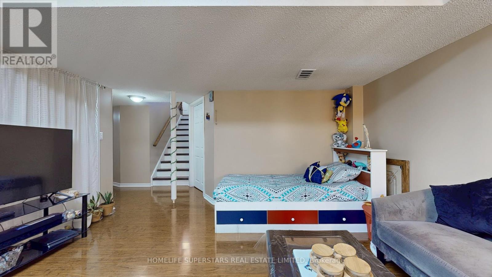 57 Quailvalley Drive, Brampton, Ontario  L6R 0N7 - Photo 36 - W12403663