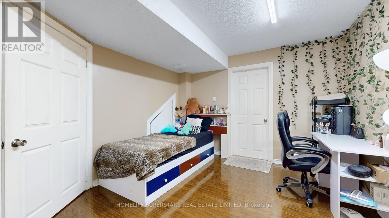 57 Quailvalley Drive, Brampton, Ontario  L6R 0N7 - Photo 41 - W12403663