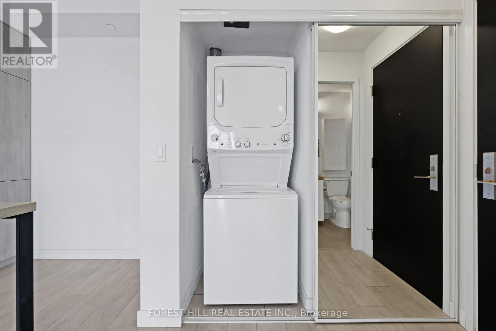 4406 - 8 Eglinton Avenue E, Toronto, Ontario  M4P 0C1 - Photo 19 - C12273204