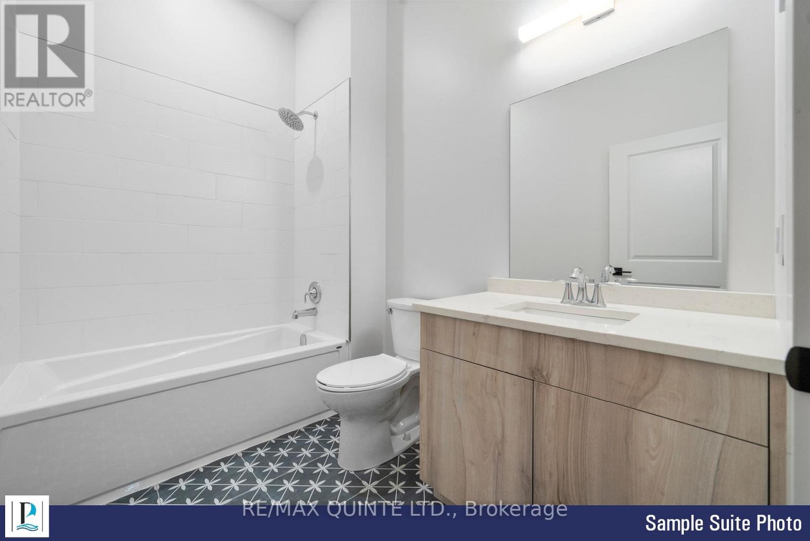 209 - 12 Clara Drive, Prince Edward County, Ontario  K0K 2T0 - Photo 7 - X12356925