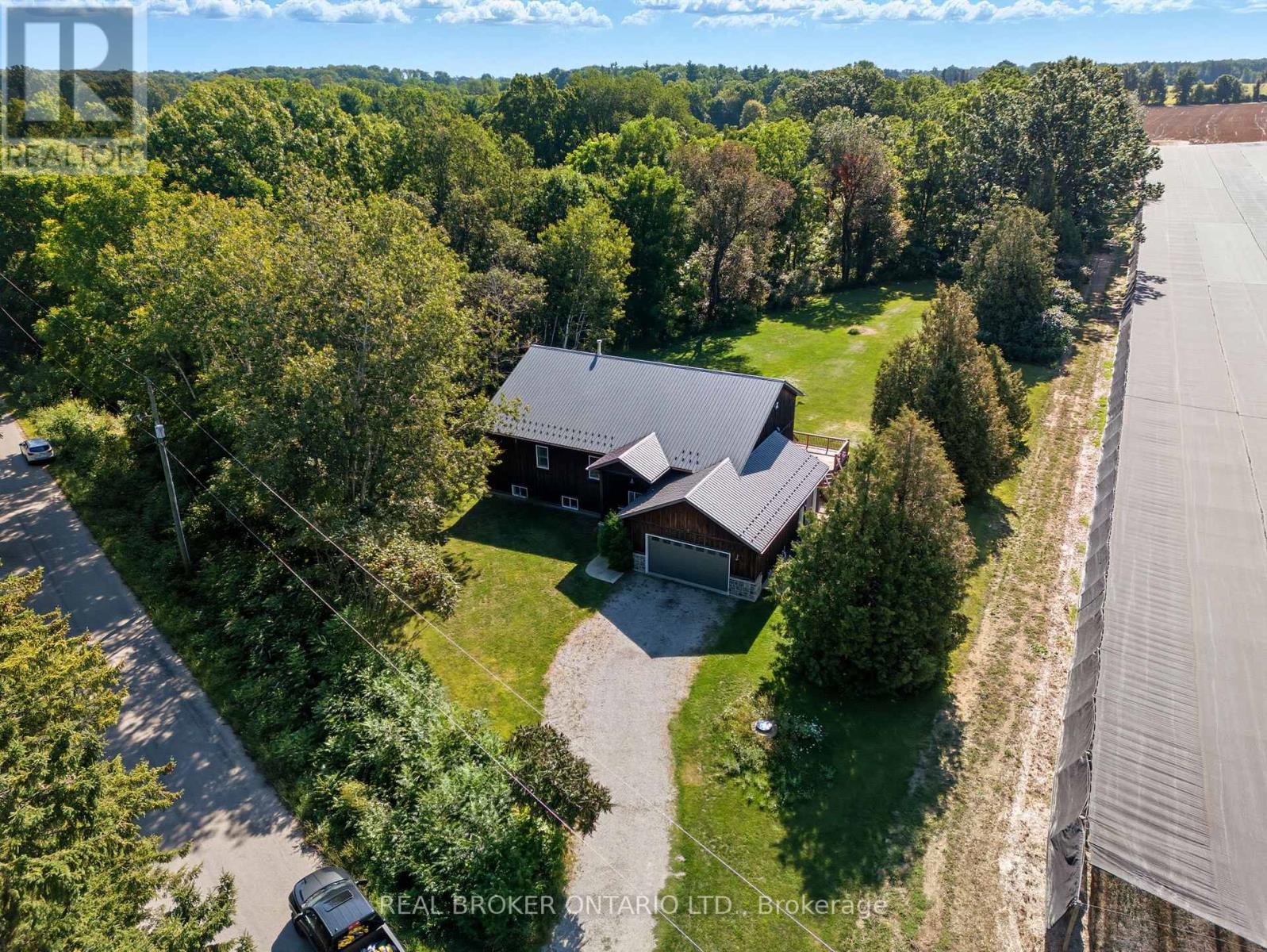 126 Shorties Side Road, Norfolk, Ontario  N4G 4G9 - Photo 3 - X12403509