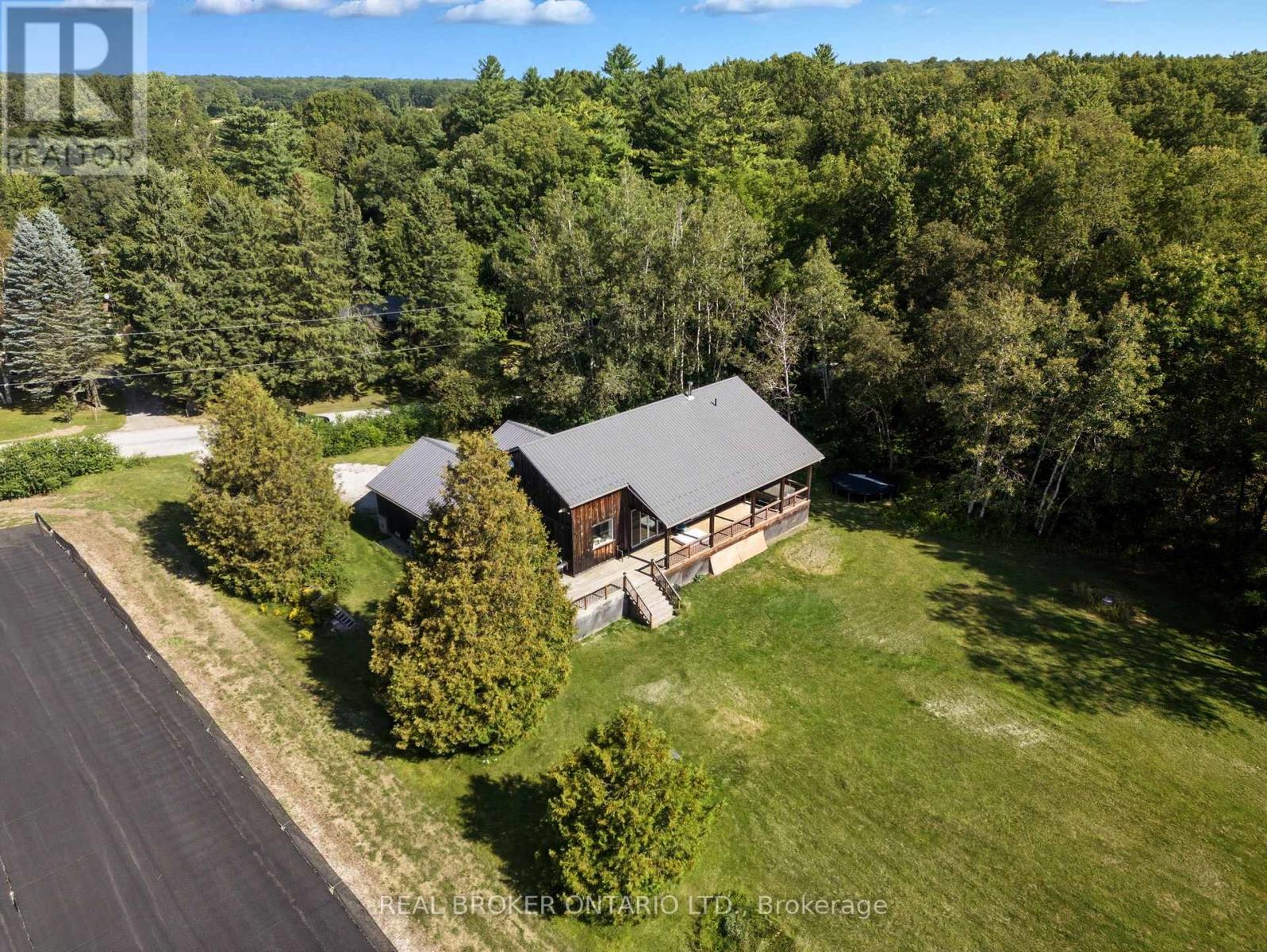 126 Shorties Side Road, Norfolk, Ontario  N4G 4G9 - Photo 42 - X12403509