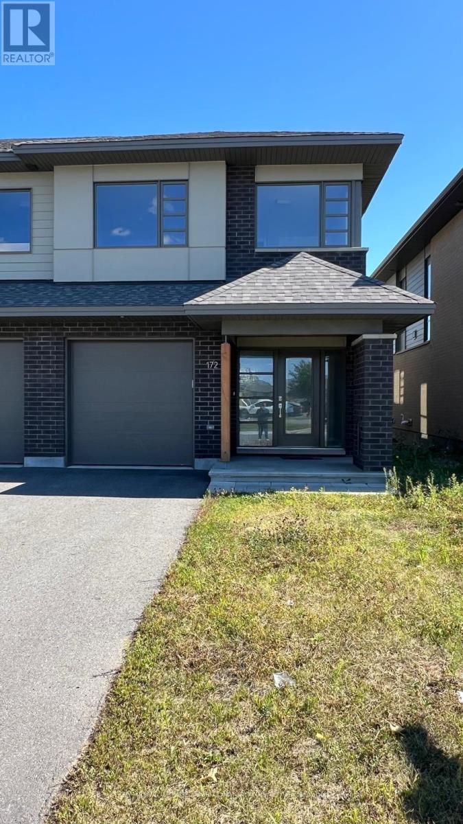 172 SHUTTLEWORTH DRIVE, Ottawa, Ontario