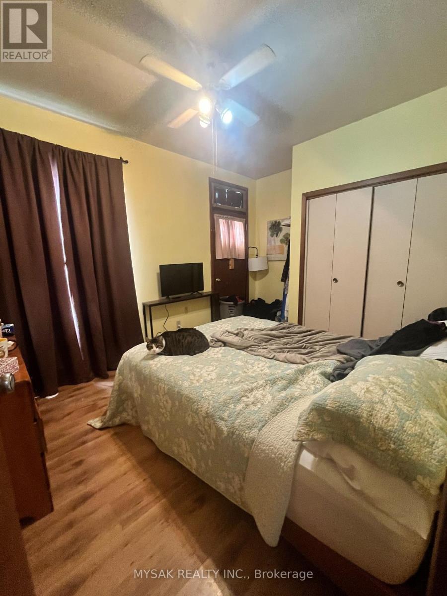315 Centre Street, North Huron (Wingham), Ontario  N0G 2W0 - Photo 31 - X12403570