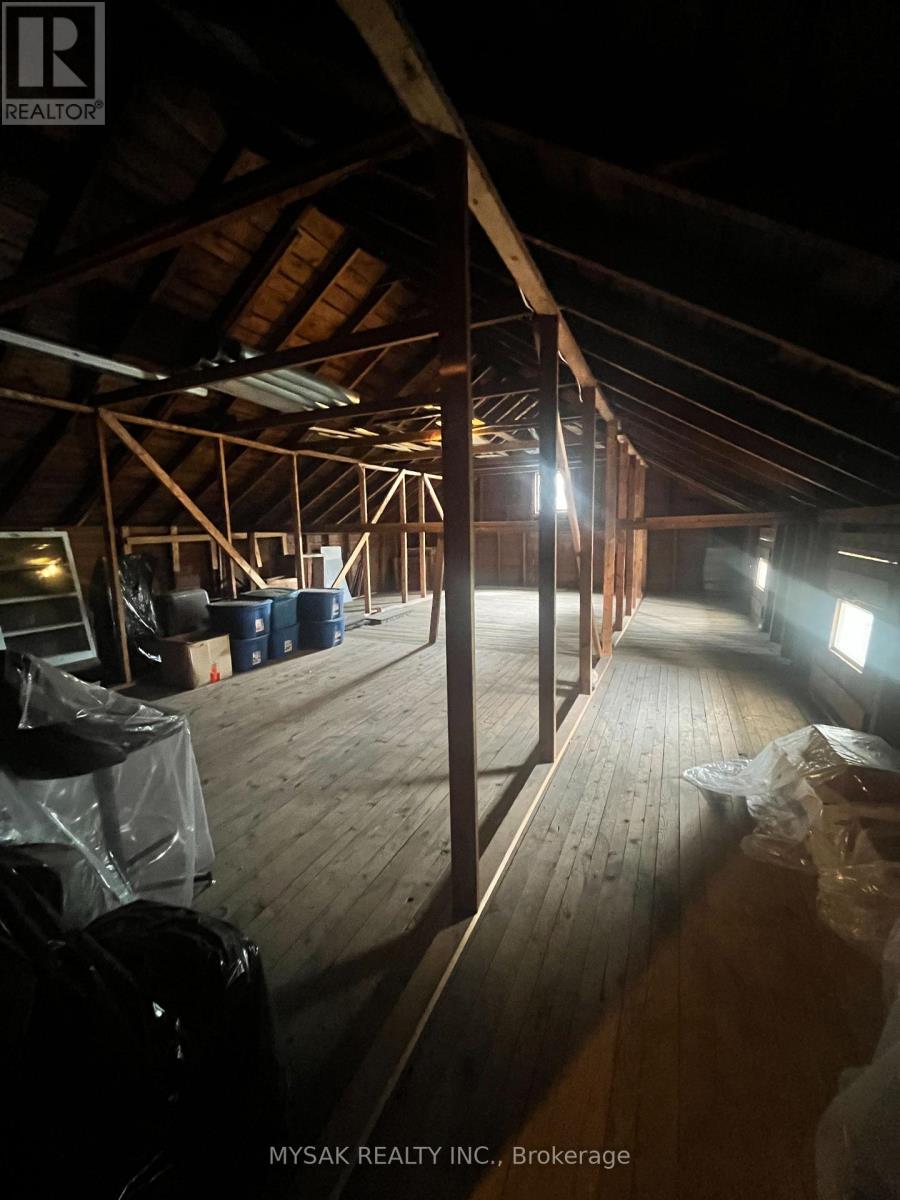 315 Centre Street, North Huron (Wingham), Ontario  N0G 2W0 - Photo 39 - X12403570