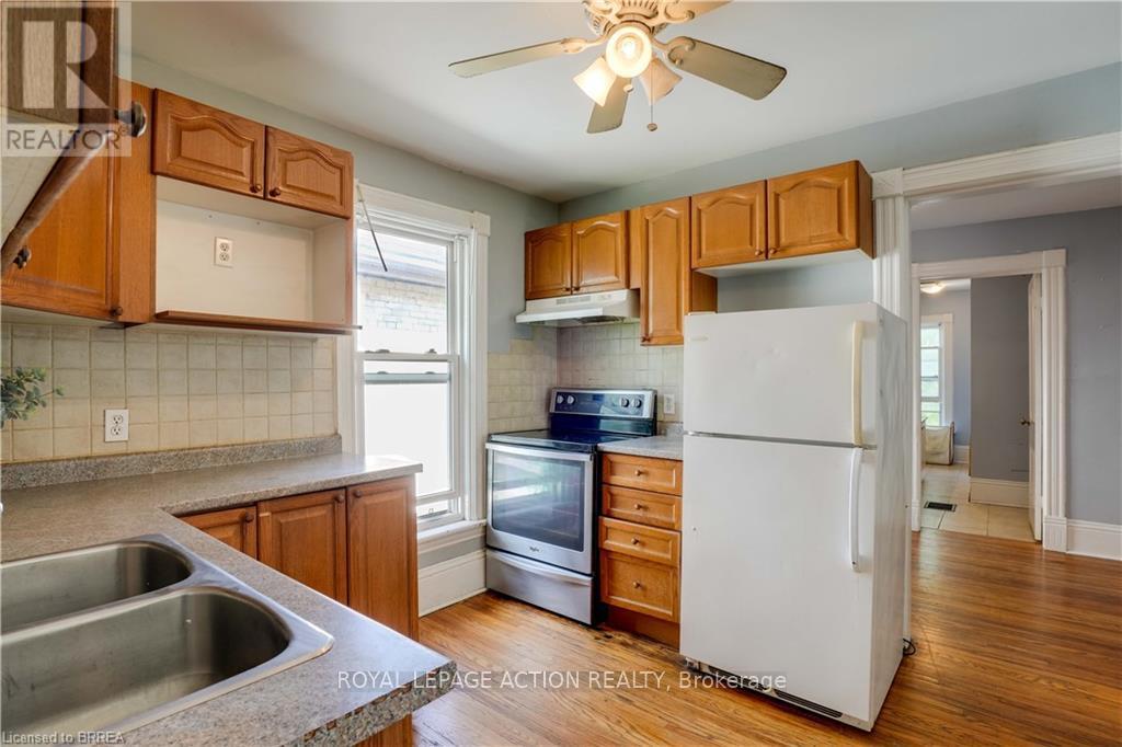 300 Dalhousie Street, Brantford, Ontario  N3S 3V5 - Photo 20 - X12403588