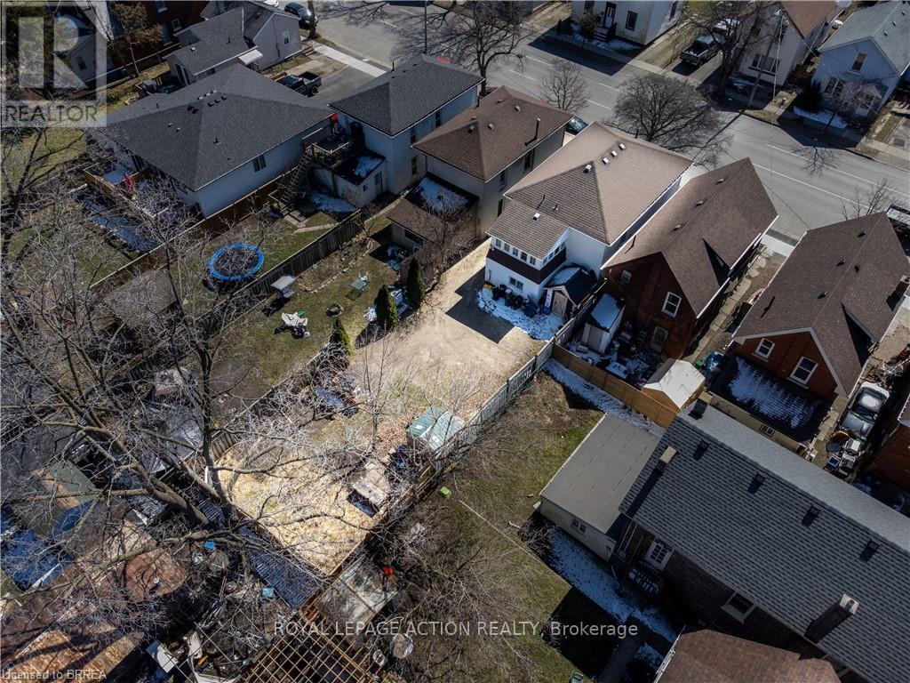 300 Dalhousie Street, Brantford, Ontario  N3S 3V5 - Photo 6 - X12403588