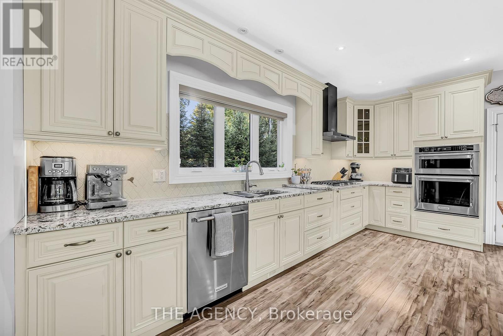 1158 Camp Gayventure Court, Minden Hills, Ontario  K0M 2K0 - Photo 13 - X12403602