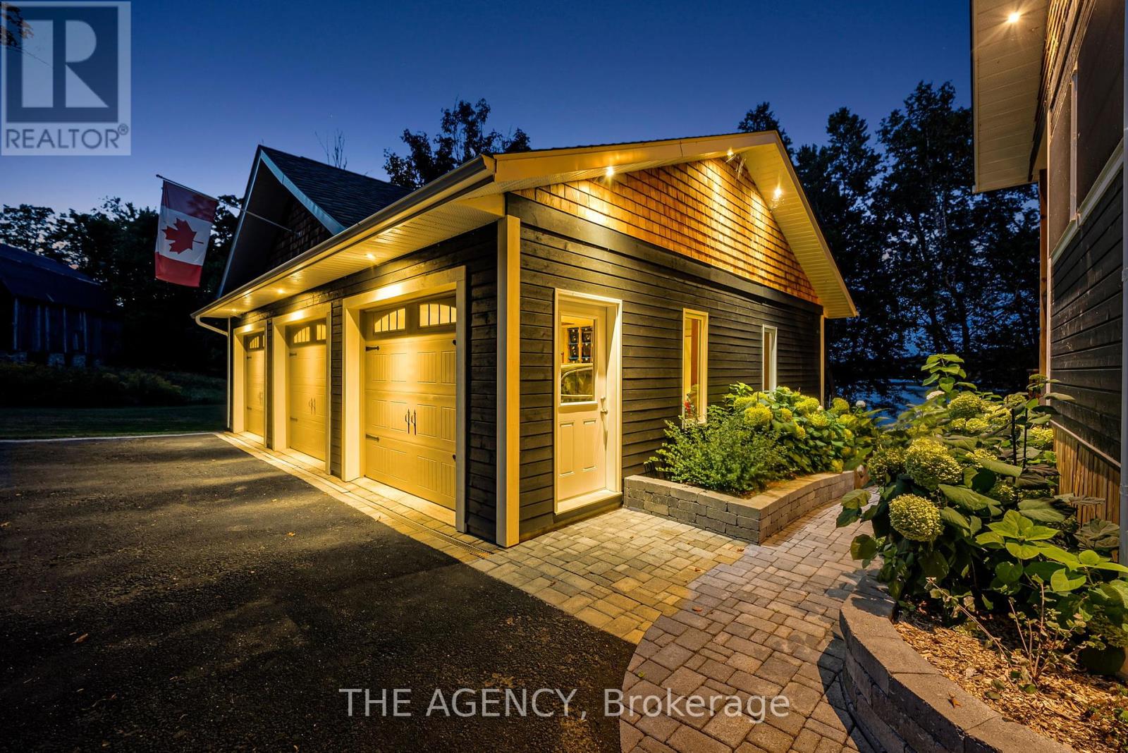 1158 Camp Gayventure Court, Minden Hills, Ontario  K0M 2K0 - Photo 6 - X12403602