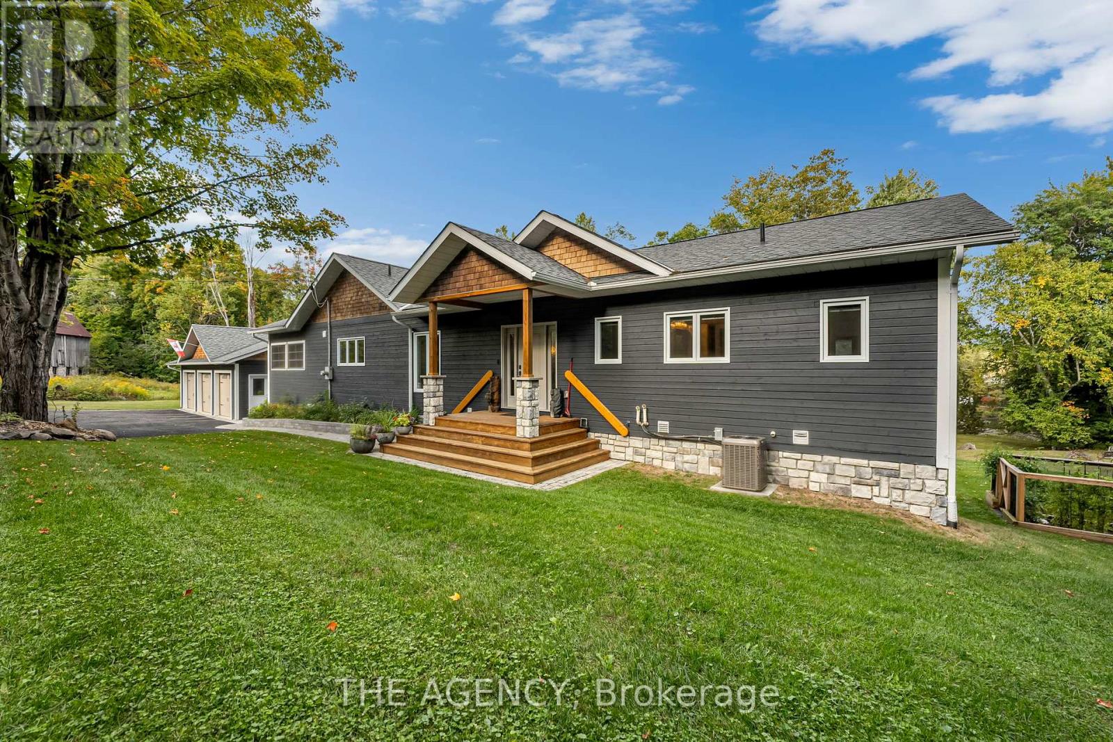 1158 Camp Gayventure Court, Minden Hills, Ontario  K0M 2K0 - Photo 7 - X12403602