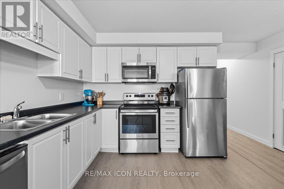 Property at D11 - 160 ROCHEFORT STREET image 5