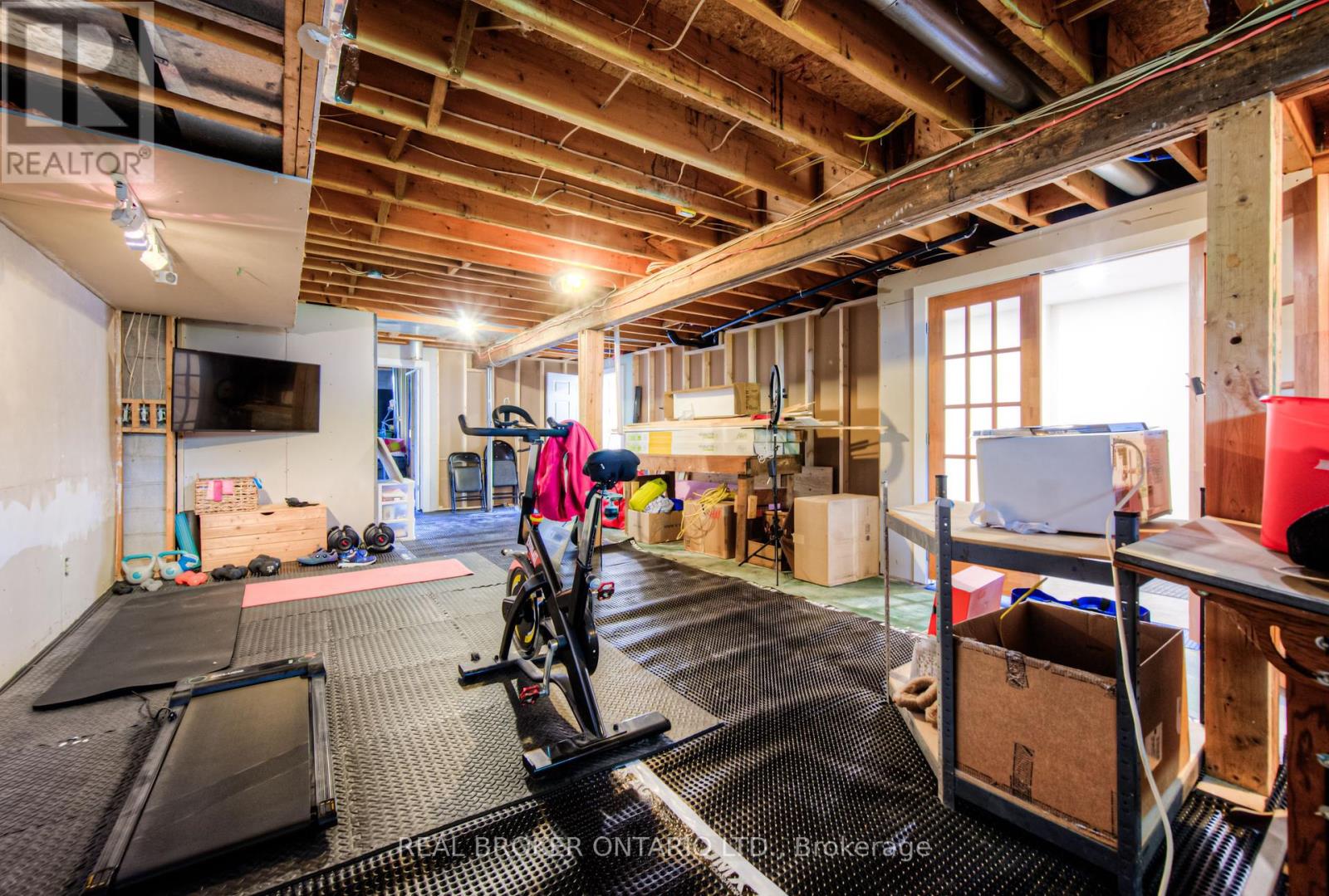 23 Carberry Road, Erin, Ontario  N0B 1T0 - Photo 36 - X12403621