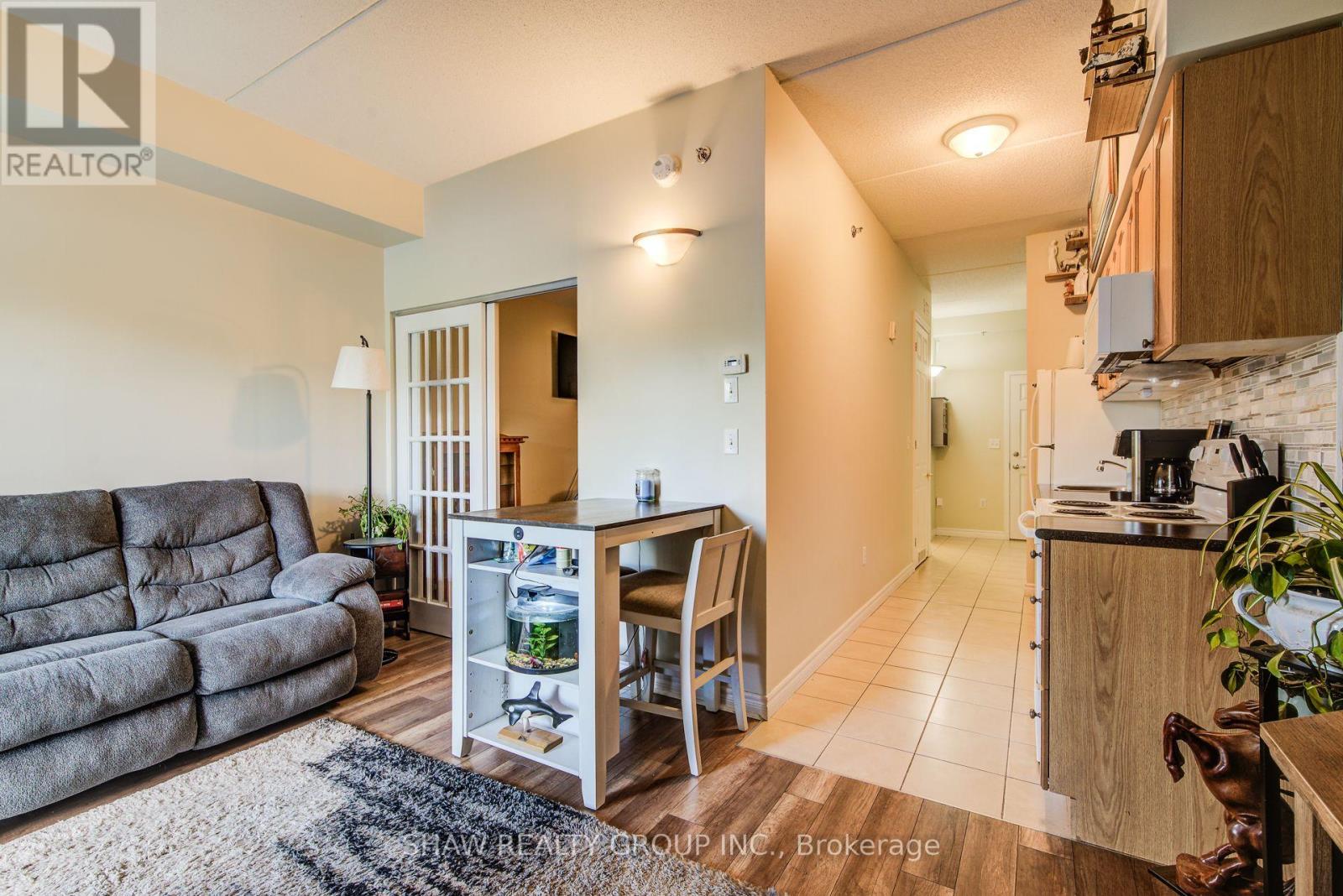 118 - 308 Watson Parkway, Guelph, Ontario  N1E 0G7 - Photo 24 - X12403629