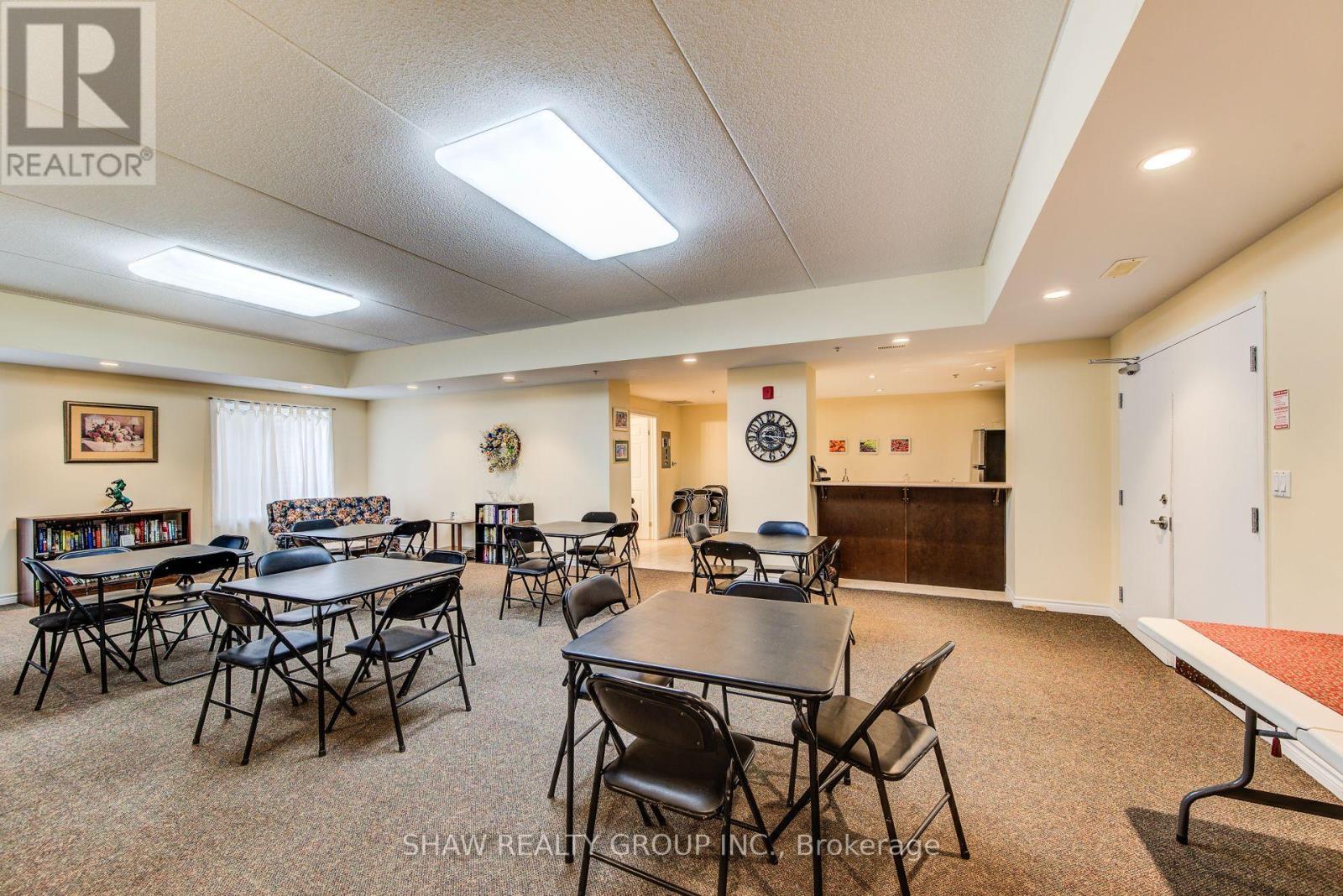 118 - 308 Watson Parkway, Guelph, Ontario  N1E 0G7 - Photo 36 - X12403629