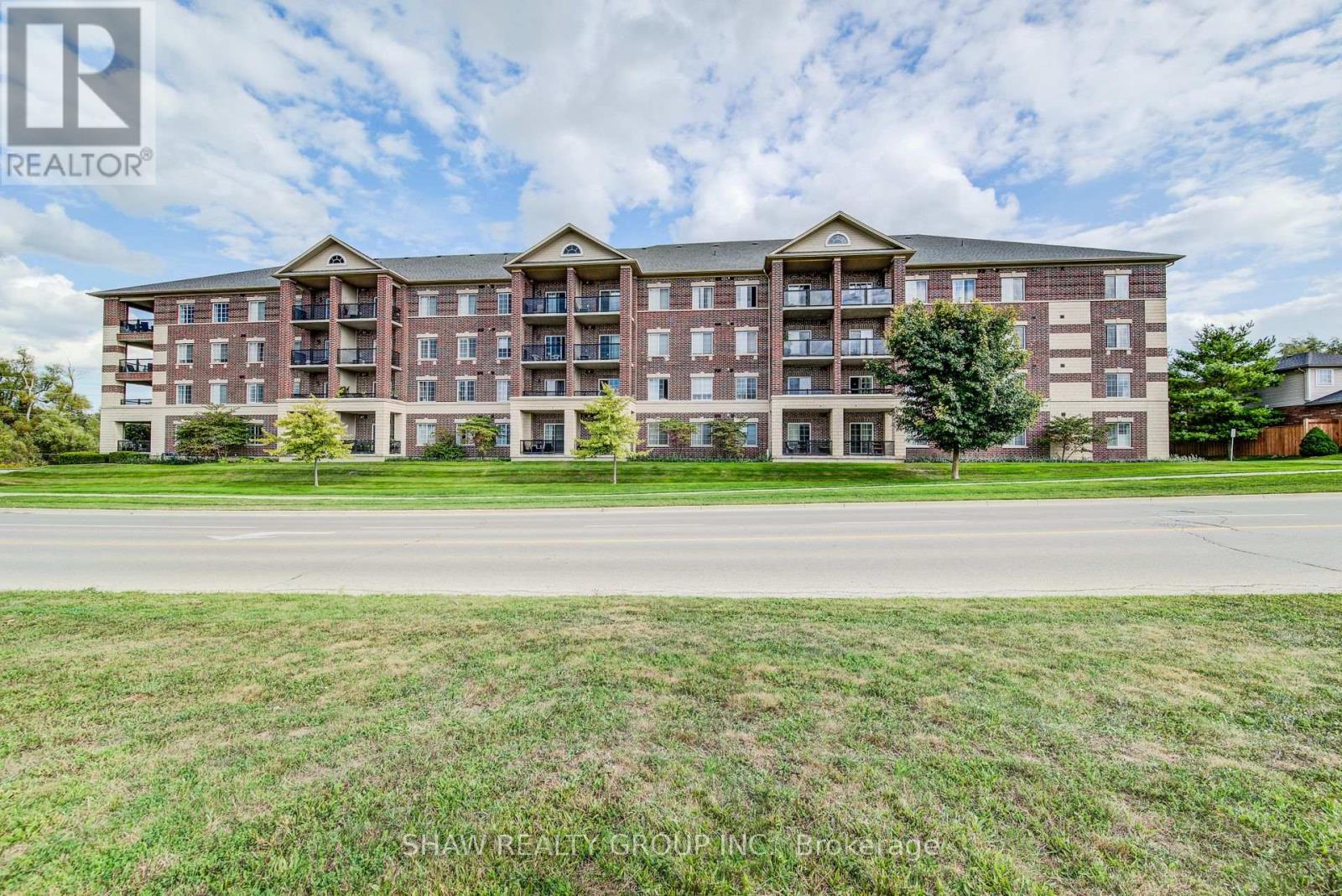 118 - 308 Watson Parkway, Guelph, Ontario  N1E 0G7 - Photo 5 - X12403629