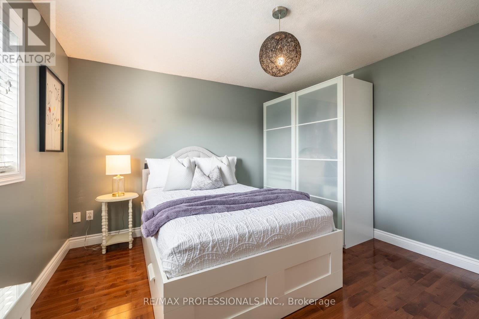 47 Mcnichol Drive, Cambridge, Ontario  N1P 1C9 - Photo 28 - X12403682