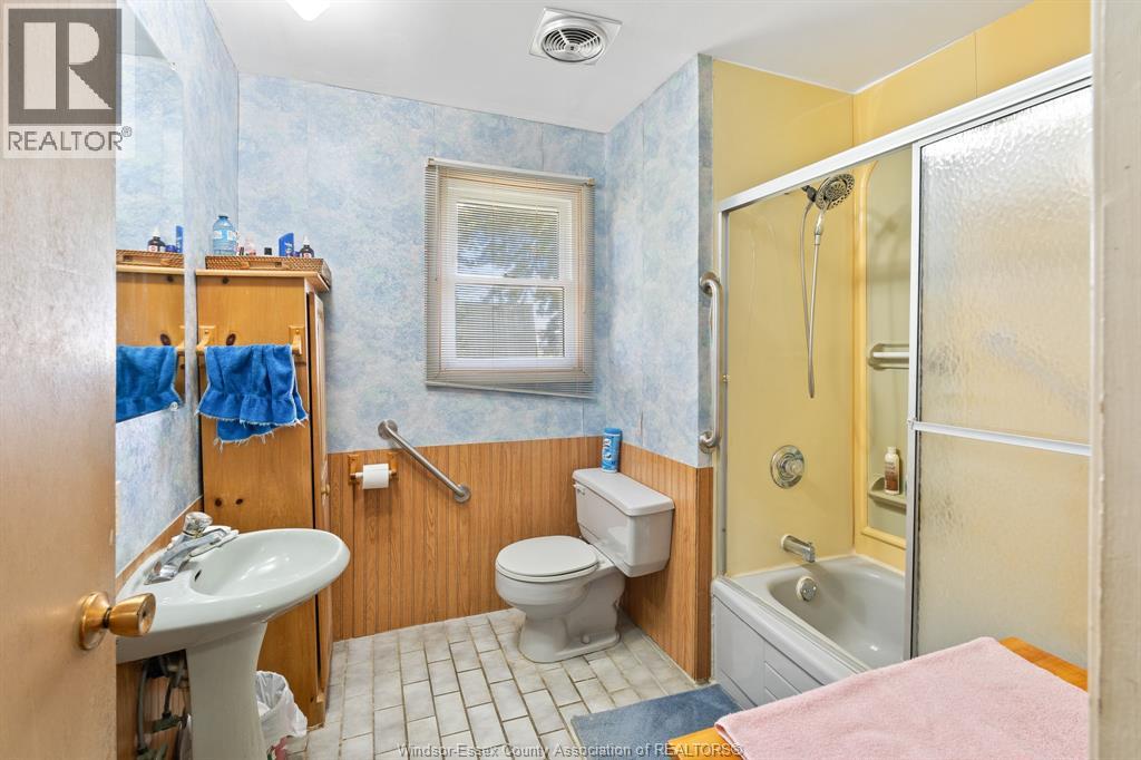 220 Road 8 W, Kingsville, Ontario  N8M 2X5 - Photo 15 - 25023384